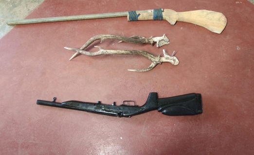 வவுனியாவில் பொலிஸாரின் சுற்றிவளைப்பில் 5 பேர் கைது